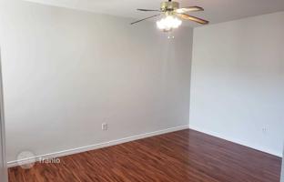 6-bedroom apartment in East York for C$803,000