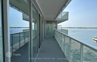 5-bedroom apartment in Queens Quay East for C$1,310,000