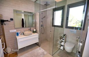 4-bedroom villa in Orihuela Costa for 950,000 €