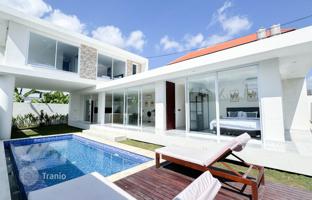 4-bedroom villa 185 m² in Kerobokan for $280,000