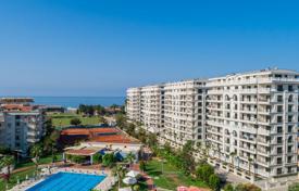 Sea view penthouse with private spa in Oba, Alanya for $1,384,000