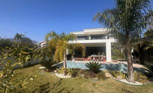 Modern villa with a pool and a garden in Camyuva, Antalya, Türkiye for 80,516,000 TRY