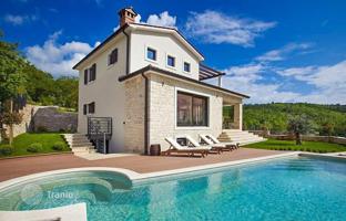 4-room house 230 m² in Rabac for 1,025,000 €