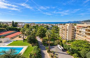 2-bedroom apartment in Antibes for 840,000 €