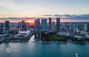 4-bedroom apartments in condo 297 m² in Miami for $3,300,000