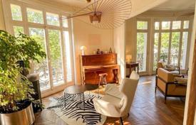 Exclusive apartment with a unique view of the Eiffel Tower, 7th arrondissement of Paris, France for 4,150,000 €