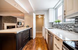 Apartment – East York, Toronto, Ontario,  Canada for C$1,220,000