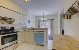 8-bedroom house in Scarborough for C$1,617,000