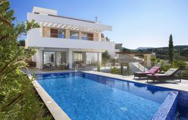 Exclusive villa on the coast for 1,401,000 €