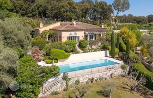 5-bedroom cottage in La Colle-sur-Loup for 2,499,000 €