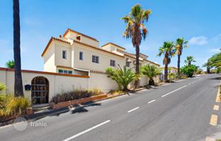 3-bedroom townhouse 175 m² in Chayofa for 590,000 €