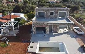 New four-bedroom villa with a pool and mountain views in Paleloni, Crete, Greece for 420,000 €