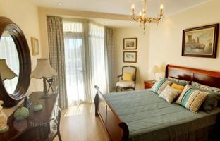 3-bedroom apartment 175 m² in Mouttagiaka for 800,000 €