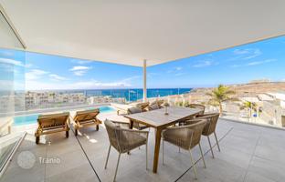3-bedroom villa 183 m² in Santa Cruz de Tenerife for 1,595,000 €
