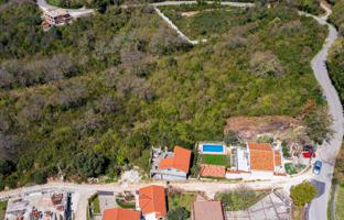 Land plot 12,131 m² in Kotor city for 550,000 €