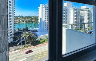 2-bedroom apartments in condo 120 m² in Collins Avenue for $680,000