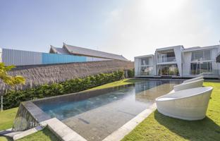 4-bedroom villa 1,450 m² in Tumbak Bayuh for $1,400,000