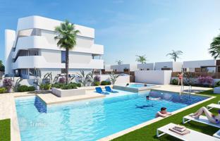 2-bedroom apartment 80 m² in Los Alcazares for 275,000 €