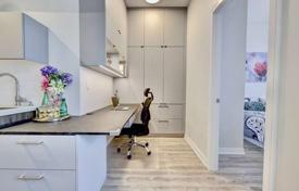 Apartment – Etobicoke, Toronto, Ontario,  Canada for C$726,000