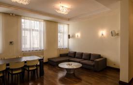 Spacious 6-room apartment is offered for sale in Riga centre for 370,000 €