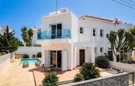impressive 2-bedroom Semi-Detached Villa located in the sought after Ayia Triada for 335,000 €