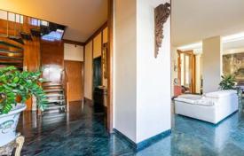 4-bedrooms apartment in Milan, Italy. Price on request