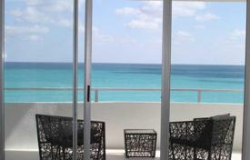 Spacious apartment with ocean view in a condominium with swimming pool and private access to the beach, Miami Beach, Florida for $1,280,000