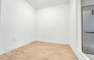 5-bedroom apartment in Etobicoke for C$958,000