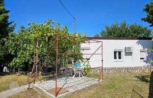 2-bedroom house 50 m² in Bar city for 100,000 €