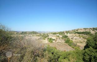 Land plot in Paphos for 500,000 €