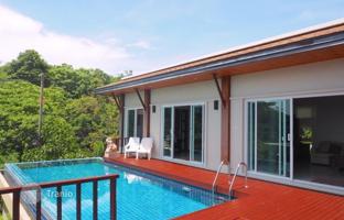 4-bedroom villa 280 m² in Mueang Phuket for 850,000 €