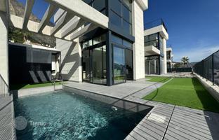 3-bedroom villa 279 m² in Polop for 625,000 €