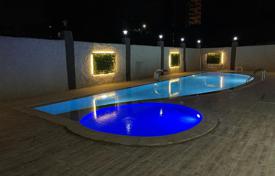 Apartment – Avsallar, Antalya, Turkey for $193,000