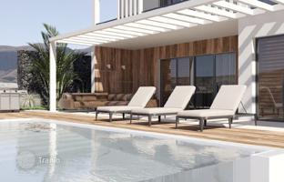4-bedroom villa 420 m² in Costa Adeje for 1,800,000 €