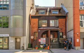 Terraced house – Old Toronto, Toronto, Ontario,  Canada for C$1,920,000