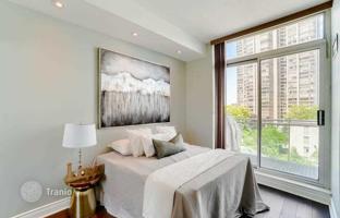 2-bedroom apartment in Etobicoke for C$1,151,000