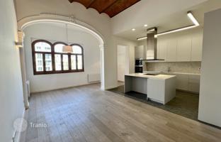2-bedroom apartment 100 m² in Barcelona for 950,000 €