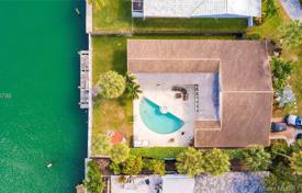 Villa – North Miami, Florida, USA for $1,250,000