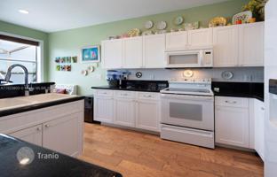 5-bedroom house 199 m² in Weston for $925,000