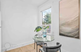 11-bedroom house in Old Toronto for C$2,693,000