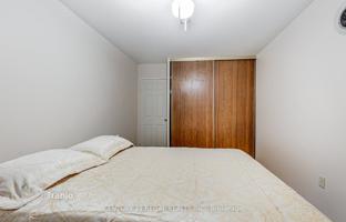 7-bedroom apartment in Eglinton Avenue East for C$761,000