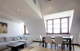 We offer for sale a spacious apartment in the Old town for 550,000 €