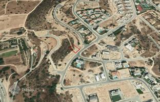 Land plot 666 m² in Germasogeia for 670,000 €