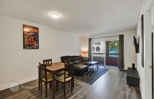 1-bedroom apartments in condo 66 m² in Miami for $285,000