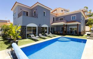 7-bedroom villa 820 m² in Puerto de la Cruz for 1,700,000 €