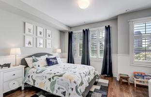 7-bedroom townhouse in Etobicoke for C$1,551,000
