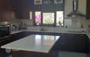 4-bedroom cottage 290 m² in Limassol for 800,000 €