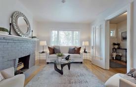 Terraced house – York, Toronto, Ontario,  Canada for C$1,288,000