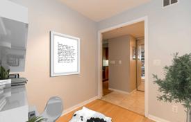 Apartment – Simcoe Street, Old Toronto, Toronto,  Ontario,   Canada for C$836,000
