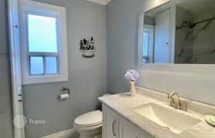 4-bedroom house in Etobicoke for C$1,413,000